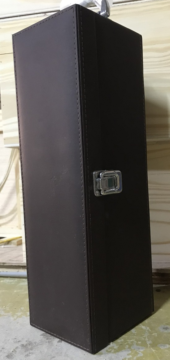 Hộp đựng rượu vang: Hôp loại 01 chai– Tel/zalo: (+84) 0934569516